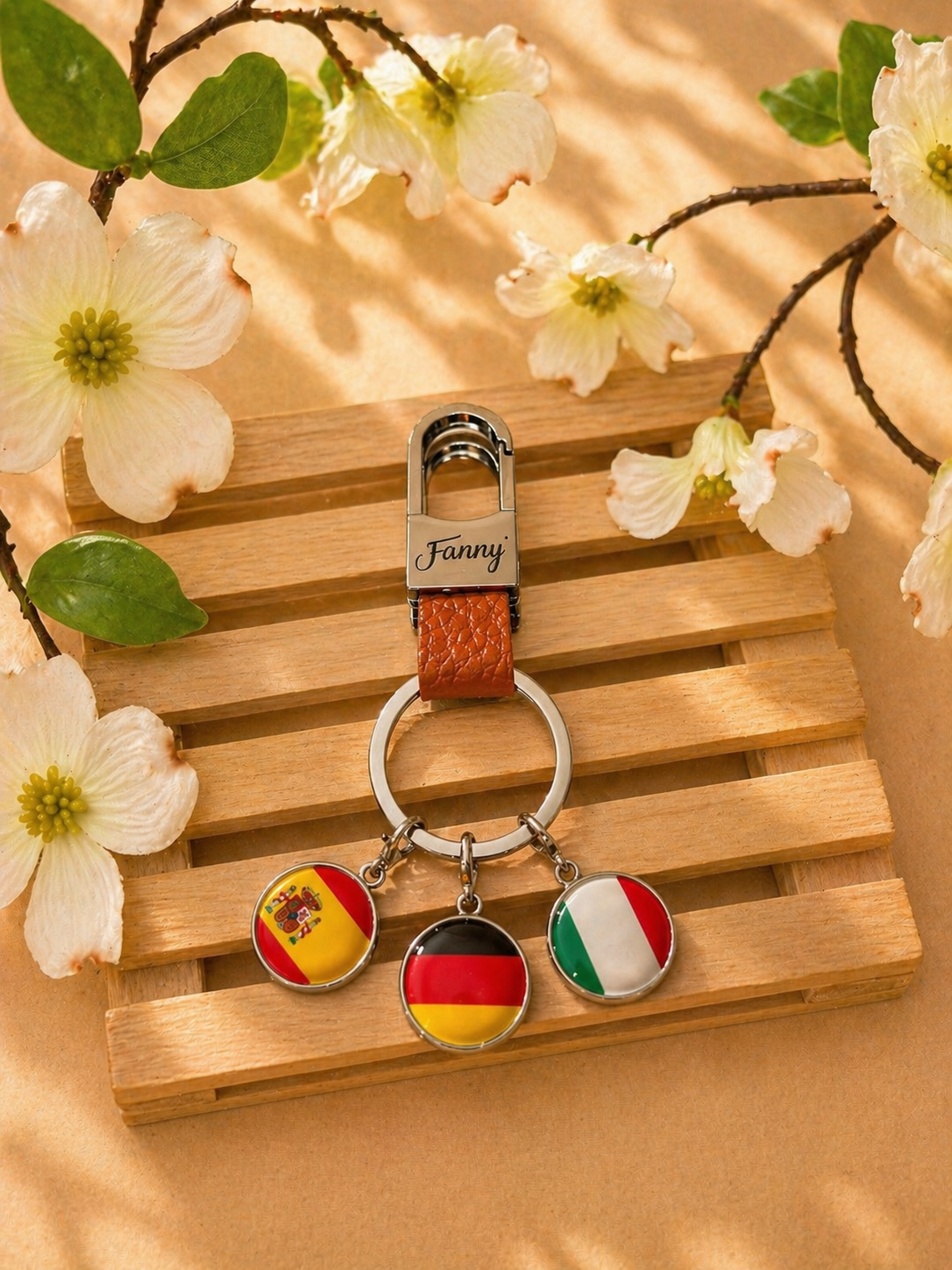 Set Portachiavi + 3 Ciondoli Bandiere del Mondo
