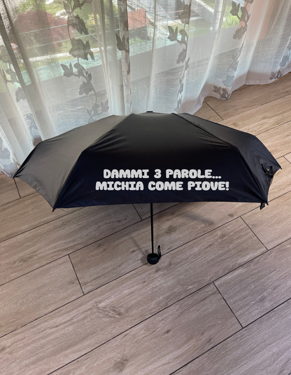 Ombrello con frase personalizzata