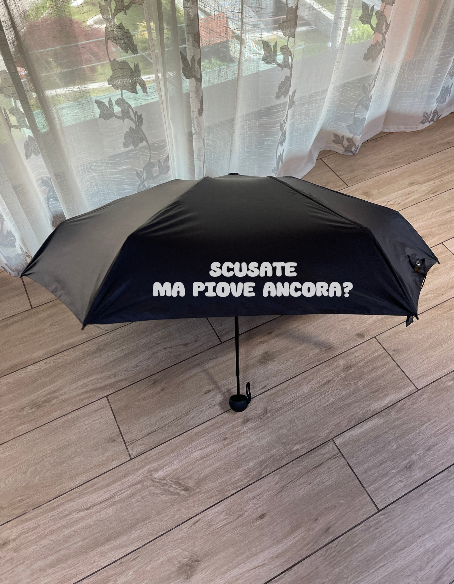 Ombrello con frase personalizzata