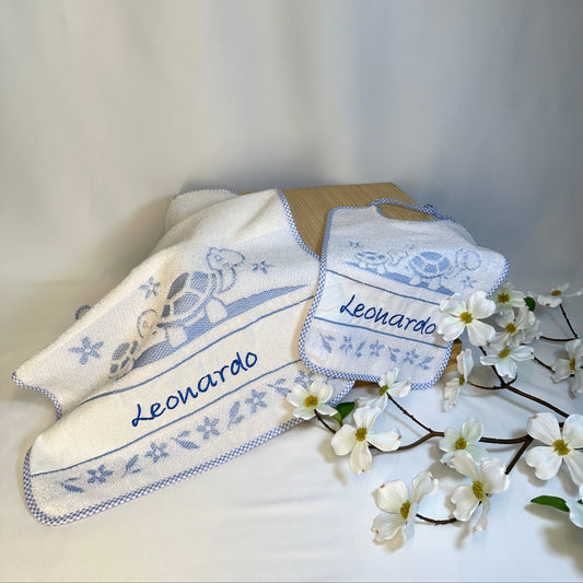 Set bavaglia e asciugamano con tartarughe