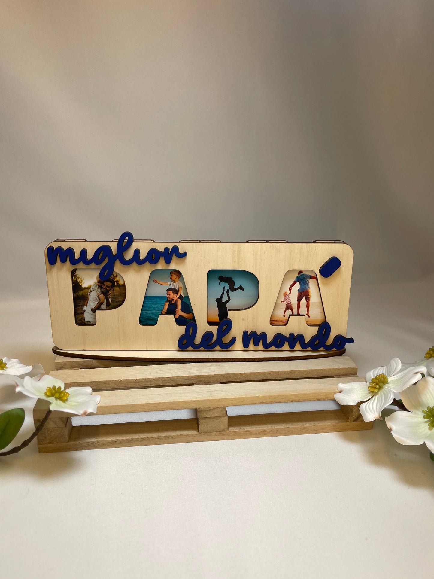 Cornice Papà in legno